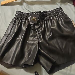 TagooAll For  Leather Shorts L Black